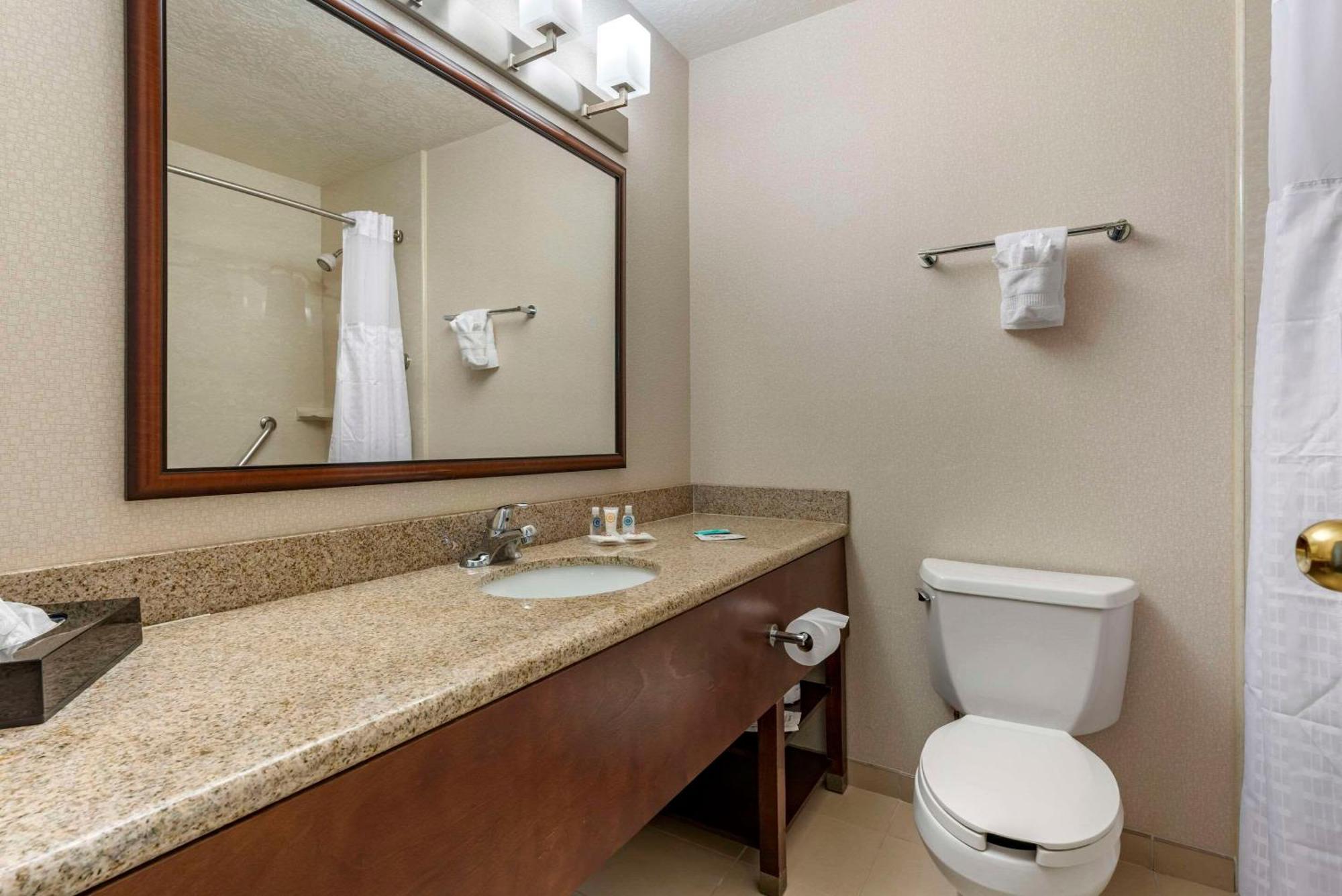 Comfort Inn & Suites Near Fallon Naval Air Station Exteriér fotografie
