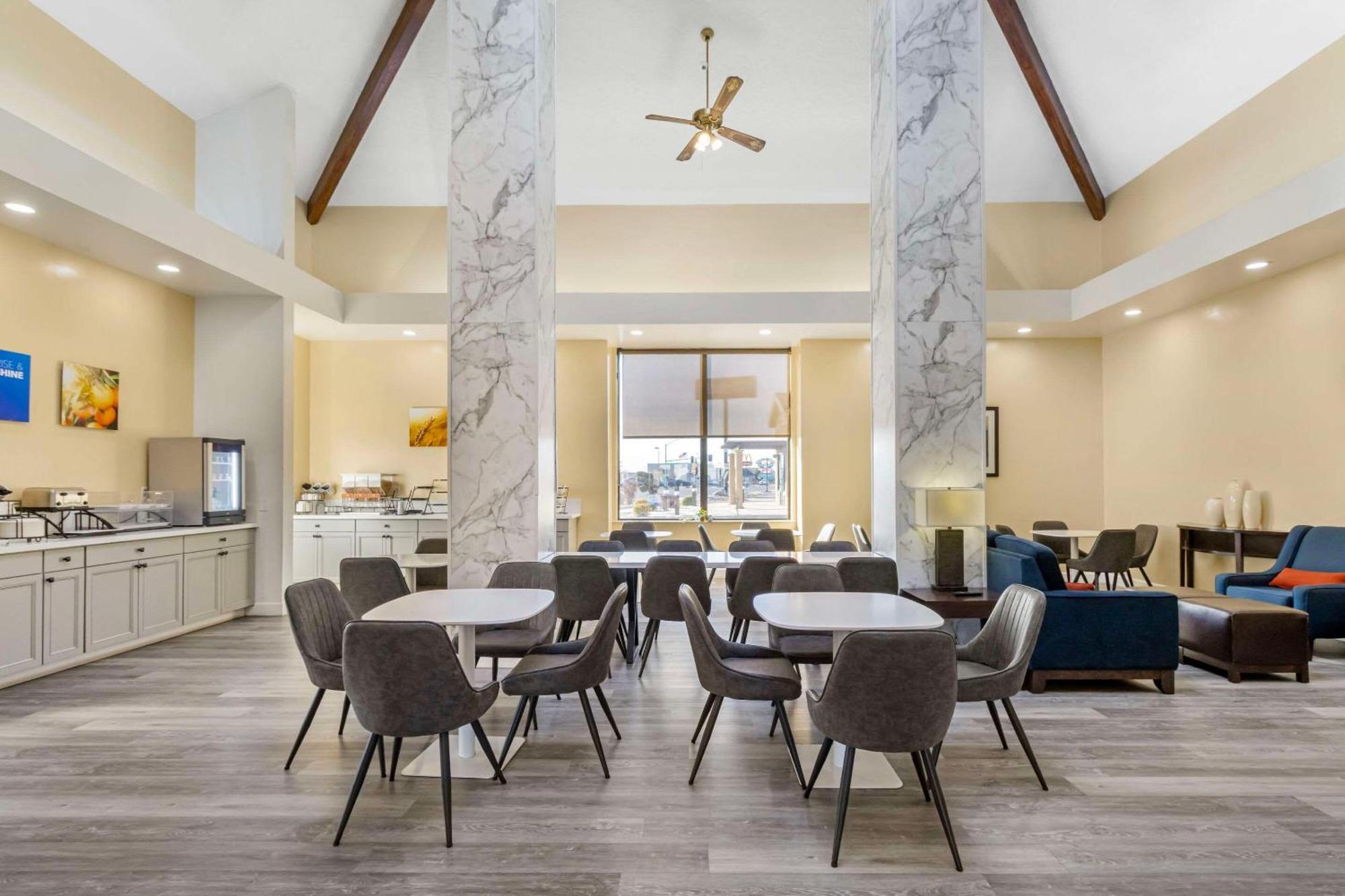 Comfort Inn & Suites Near Fallon Naval Air Station Exteriér fotografie