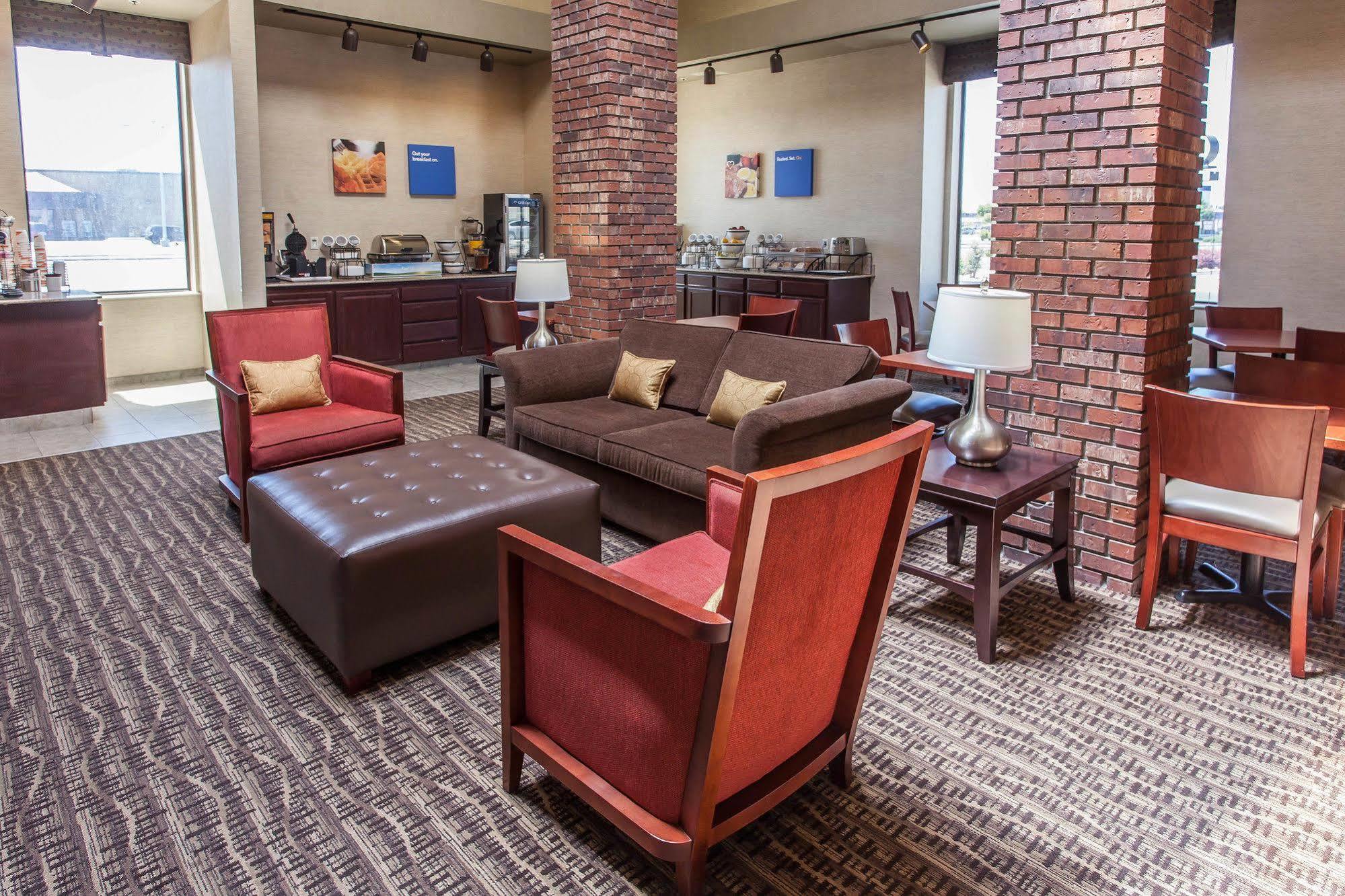 Comfort Inn & Suites Near Fallon Naval Air Station Exteriér fotografie